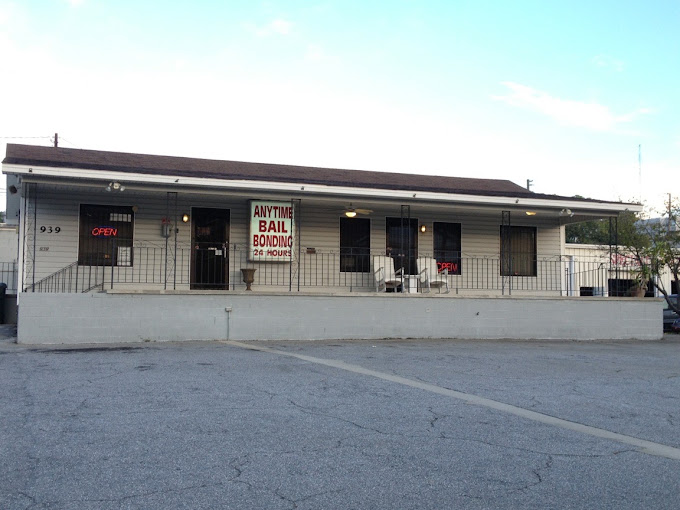 Anytime Bail Bonding Macon office exterior, 939 2nd Street